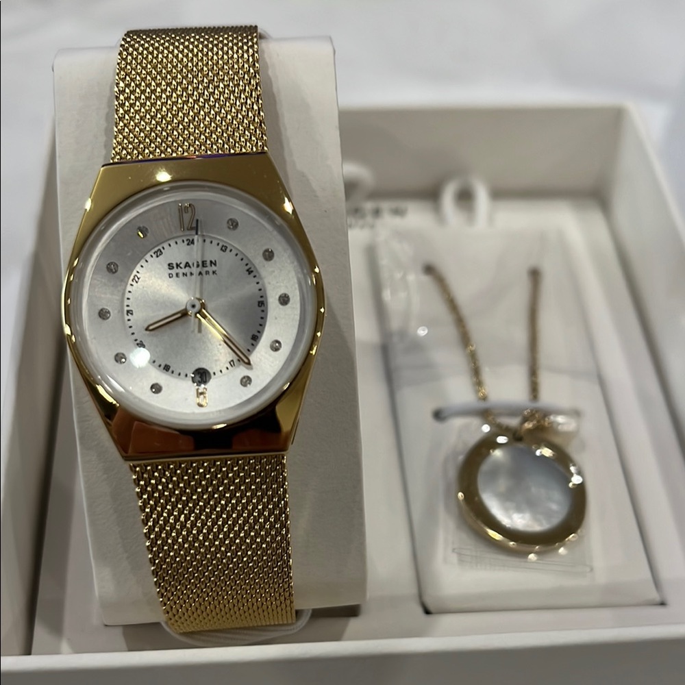 SKAGEN DENMARK ANALOG GRENEN LILLE Mesh Watch Pendant PEARL BRAND NEW 16mm - Picture 5 of 5